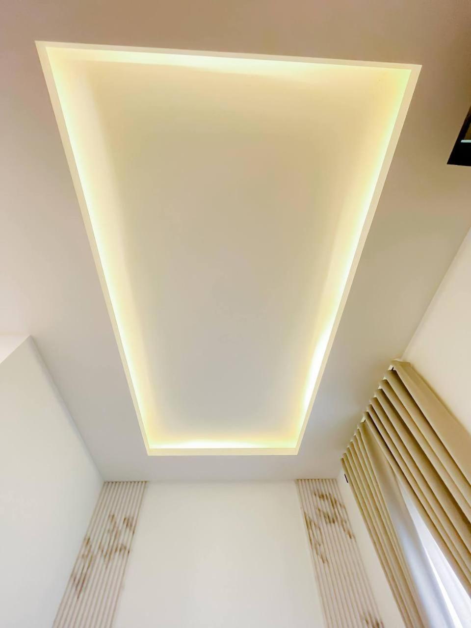Auranad Tinyhouse Bandar Tanah Merah Wifi Netflix Exterior photo